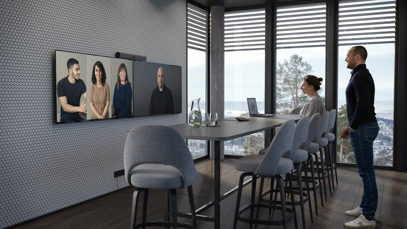 Neat Bar Generation 2 w sali konferencyjnej z automatycznym kadrowaniem uczestników